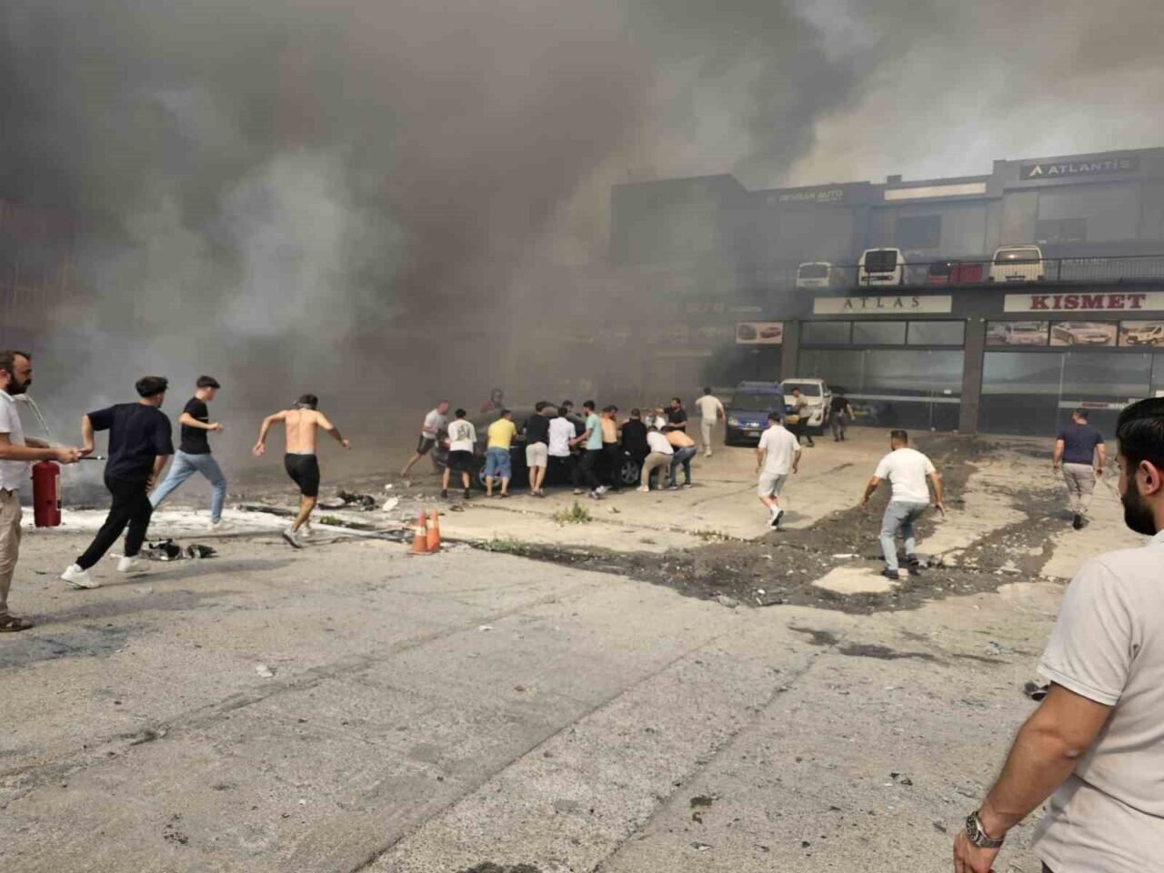 Belediyelerin çöpleri orman yangınına sebep oldu