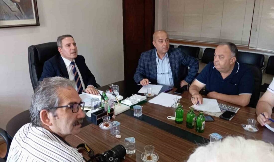 İzmir’in tarihi Bergama ilçesi, binlerce yıl öncesine dayanan kültürel mirasını