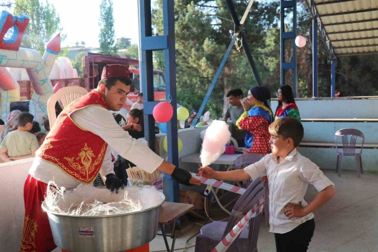 Bozdoğan’da Karne Şenliği Örtülü’den başladı