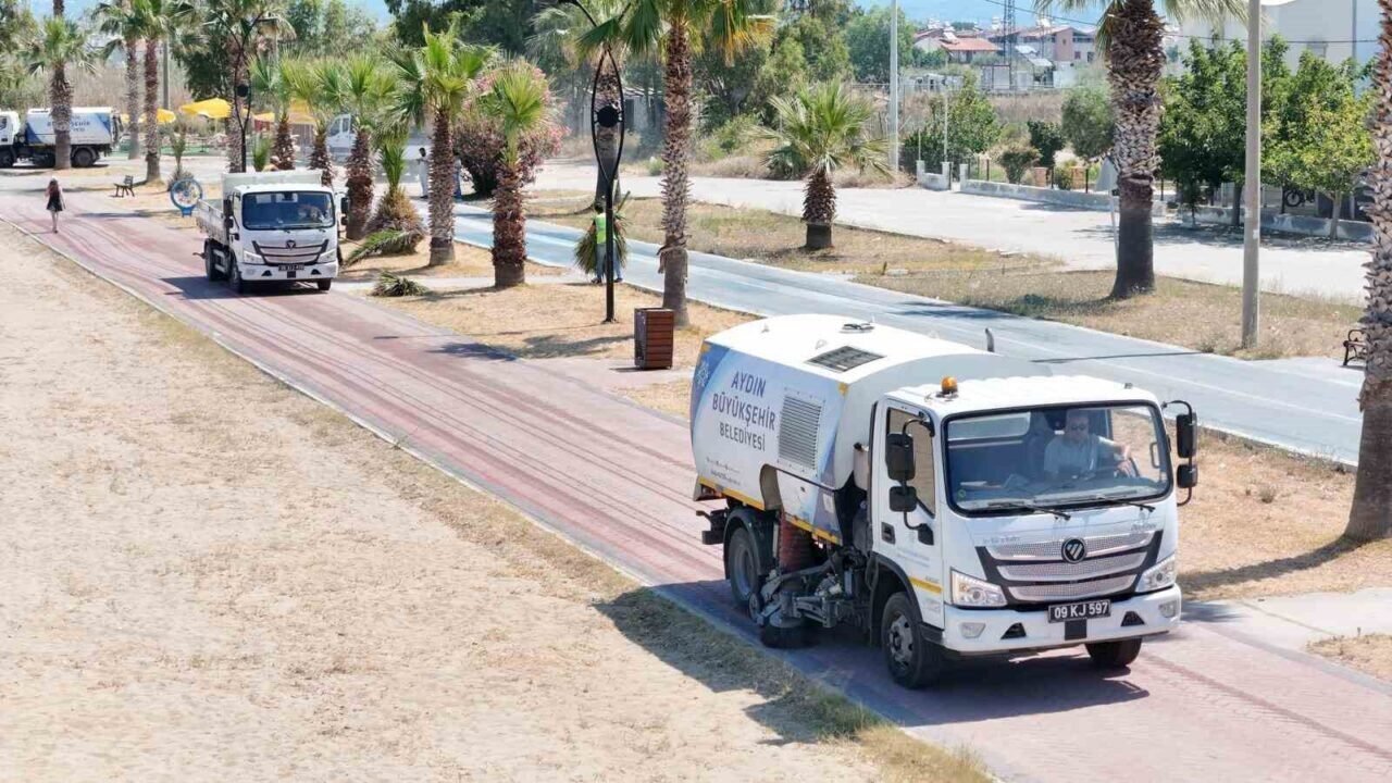 Büyükşehir Belediyesi’nden Davutlar ve Güzelçamlı’da kapsamlı çalışma