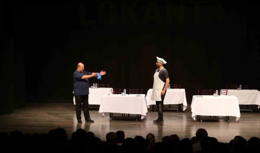 Aydın Büyükşehir Belediyesi Şehir Tiyatroları tarafından sahnelenen ‘Lokanta’ isimli tiyatro