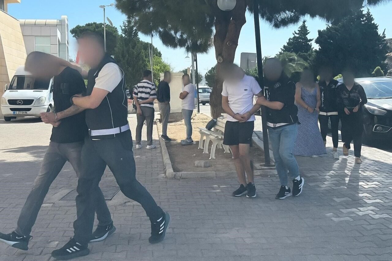 Çeşme’de satışa hazır kokain el geçirildi Çeşme’de satışa hazır kokain el geçirildi