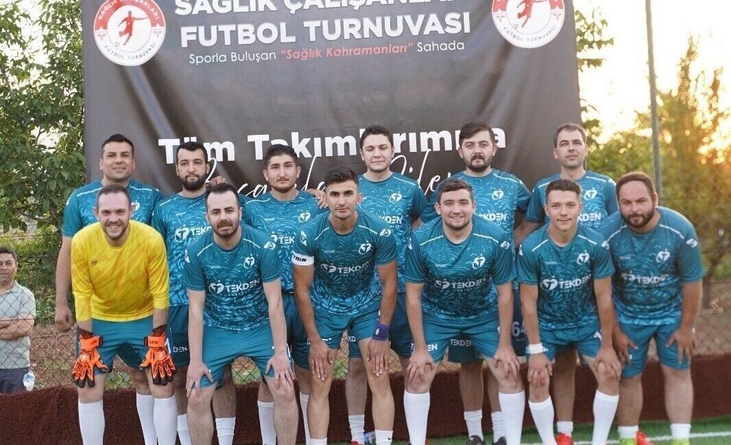 Denizli’de ilk kez düzenlenen Sağlık Çalışanları Futbol Turnuvasında, 22 takım