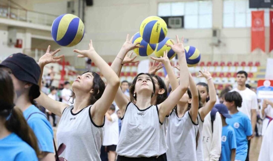 Yaz tatili ile birlikte çocukların sabırsızlıkla beklediği GSB Spor Okulları