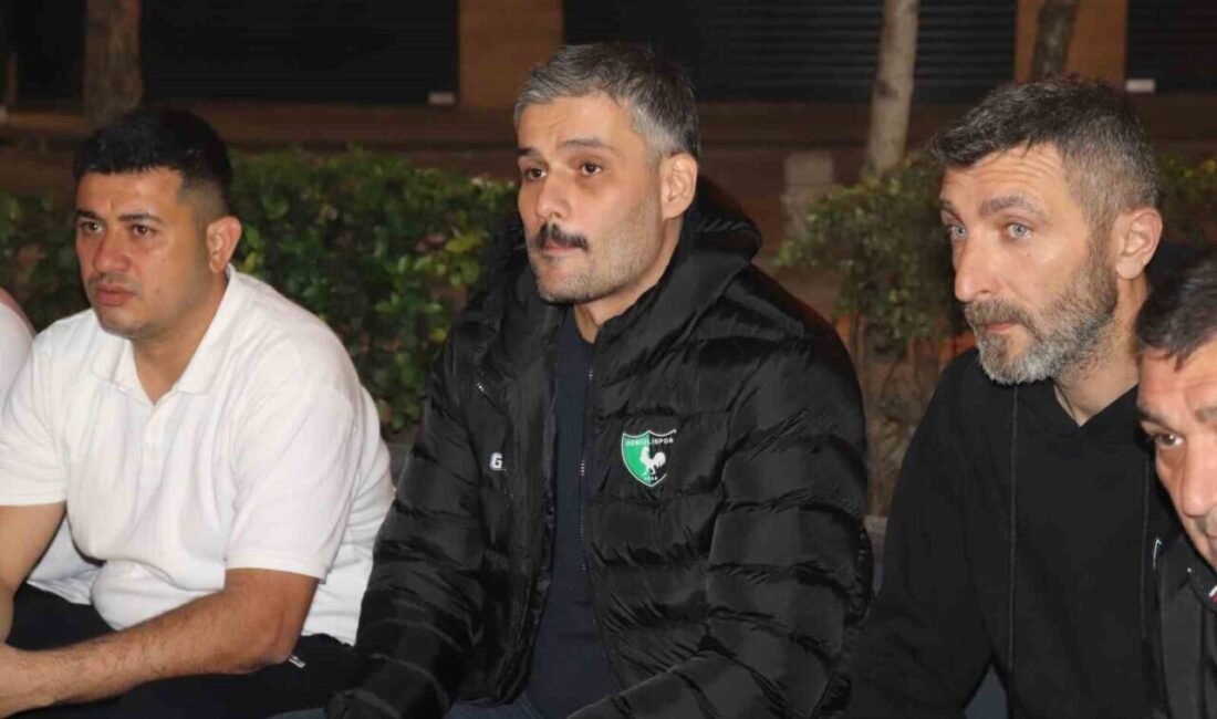 Denizlispor yönetimi, bir iş insanı tarafından kulübe bağışlanan parayı, kendi