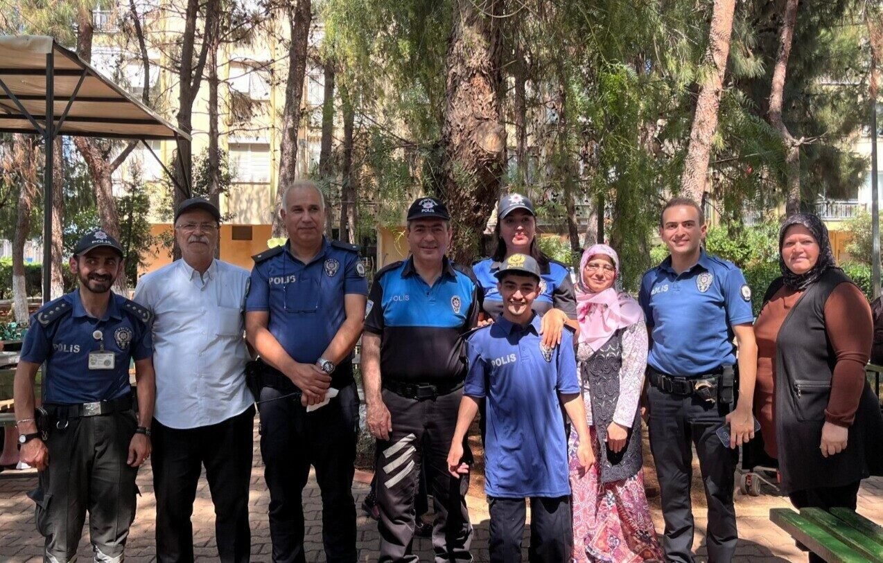 Doğum gününde polis oldu, hayalini yaşadı