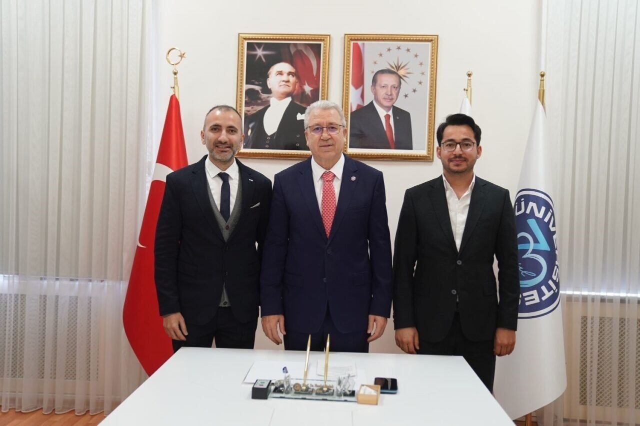 Egeli bilim ekibinden, çocukların güvenliğini sağlayacak akıllı tulum Egeli bilim ekibinden, çocukların güvenliğini sağlayacak akıllı tulum