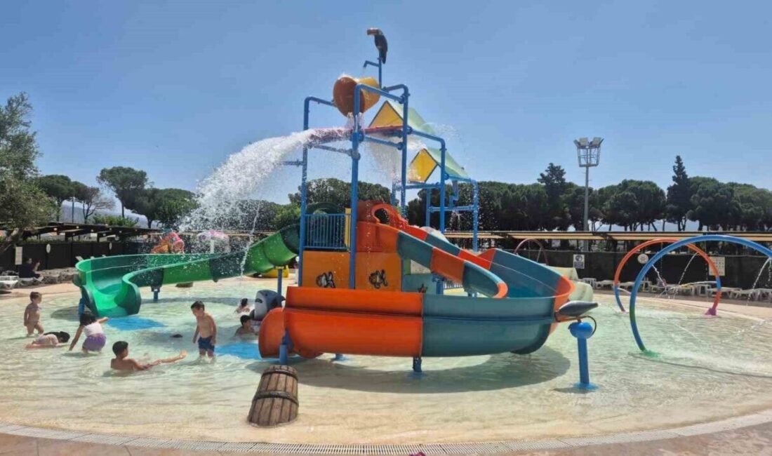 Aydınlıların vazgeçilmez buluşma noktalarından biri haline gelen Tekstil Park, çocuklar