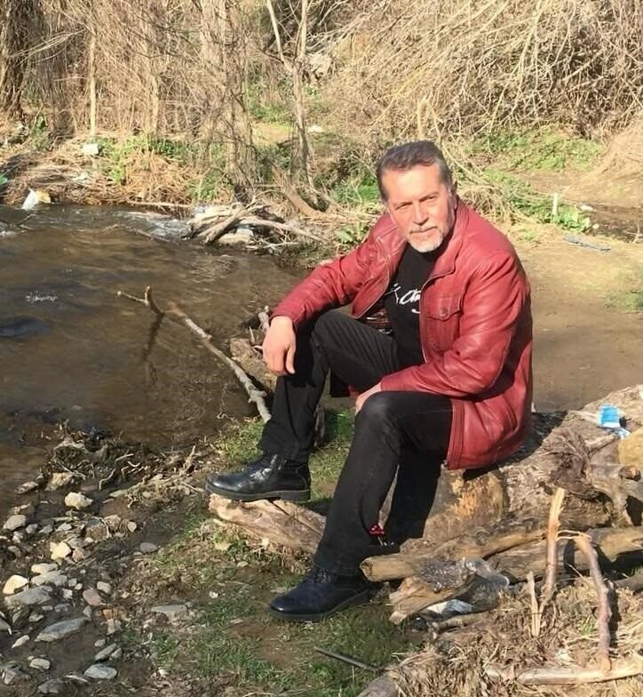 Emekli öğretmen Şevket Akar’dan yeni roman