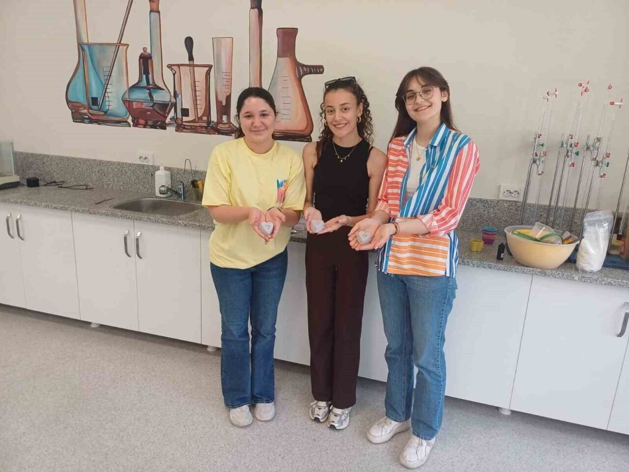 EÜ’de atık yağlar sabuna dönüşüyor