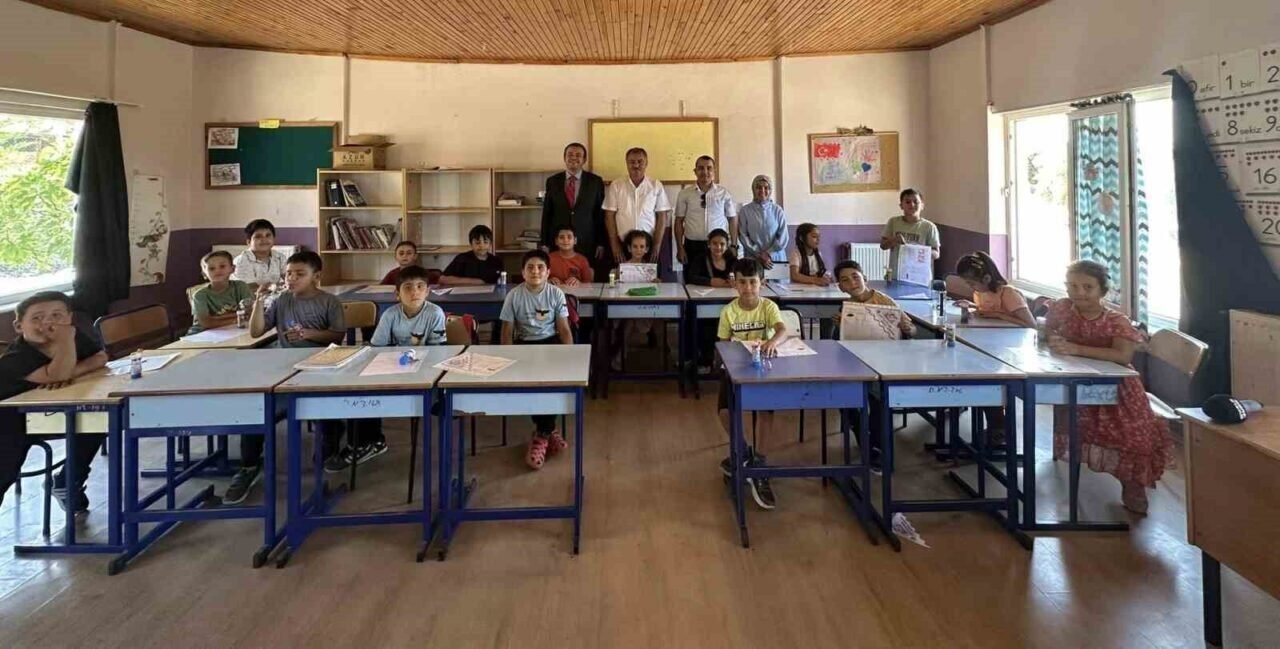 Ferdi Zeyrek’i unutmayan Başkan Pütün, öğrencilerinin mutluluğuna ortak oldu
