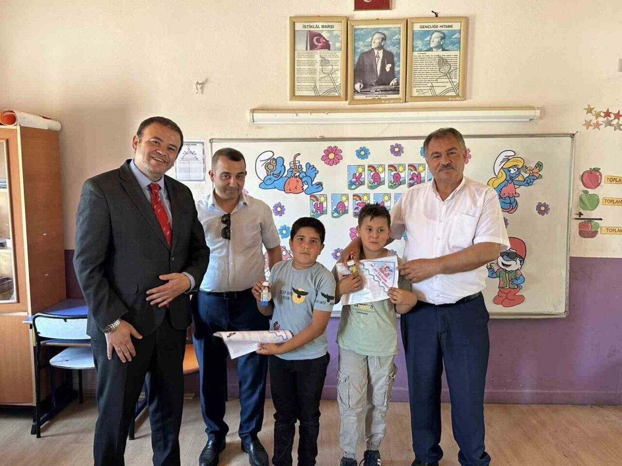 Ferdi Zeyrek’i unutmayan Başkan Pütün, öğrencilerinin mutluluğuna ortak oldu