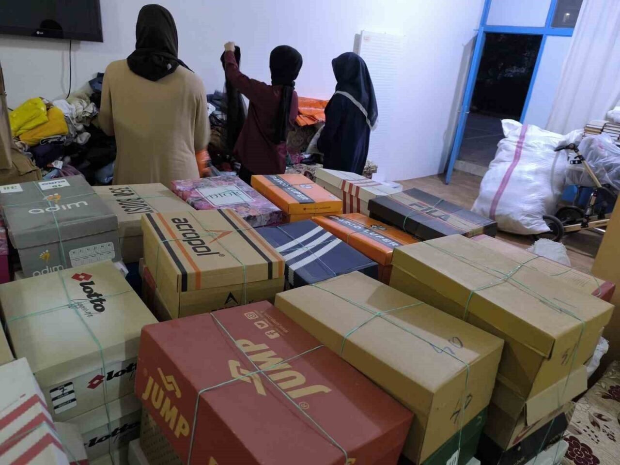 Gazipaşa’dan 31’inci yardım tırı dualarla yola çıktı Gazipaşa’dan 31’inci yardım tırı dualarla yola çıktı