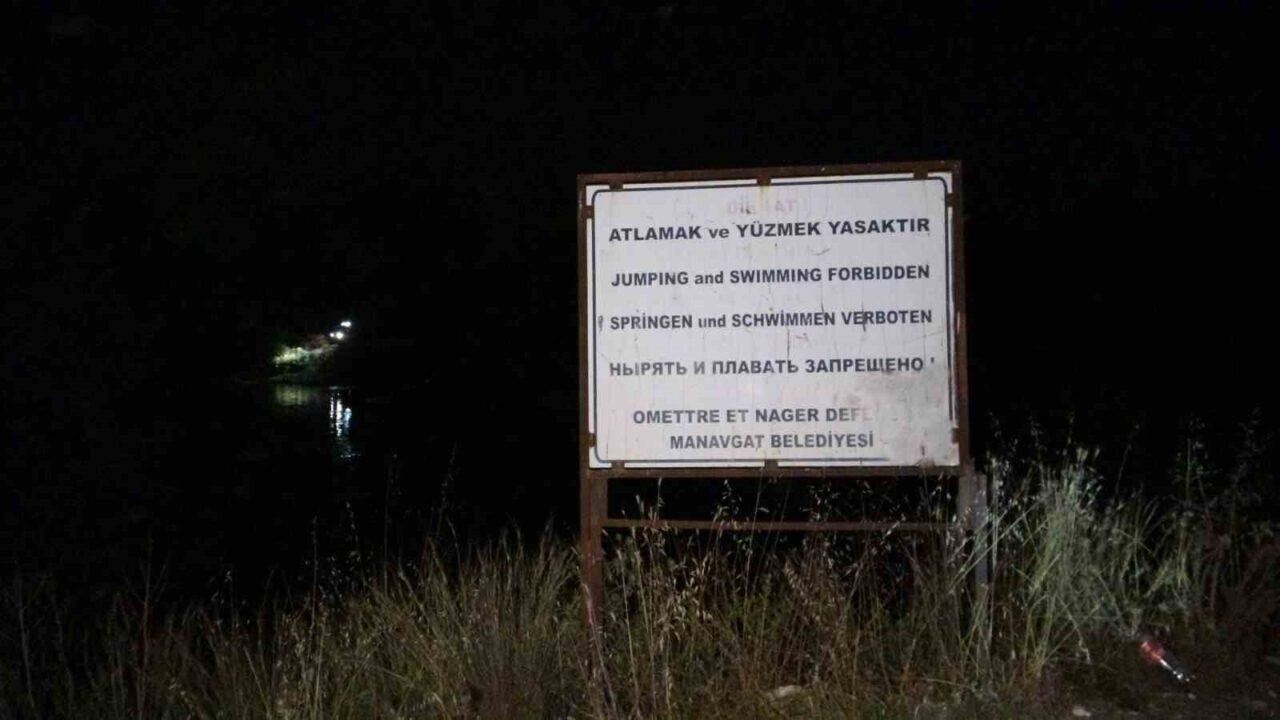 Irmaktaki adacıkta mahsur kaldılar, kurtarıldıktan sonra ceza yediler