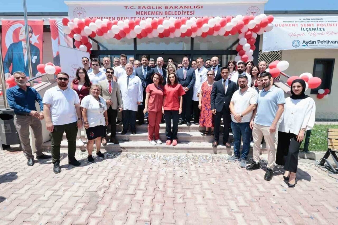 İzmir protokolü, Ulukent Semt Polikliniği açılışında buluştu