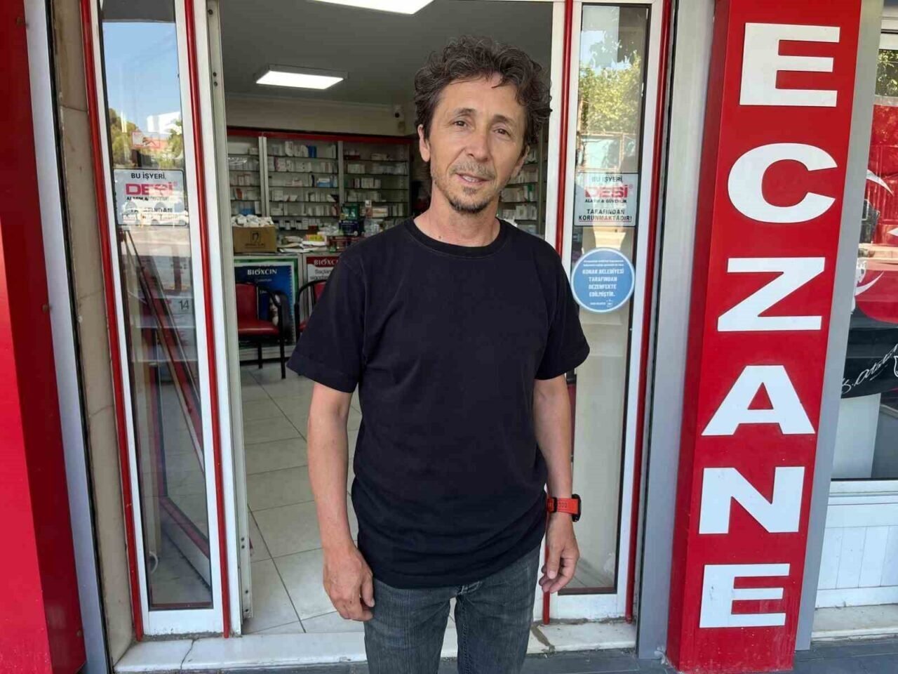 İzmir’de eczaneye yumurtalı saldırı