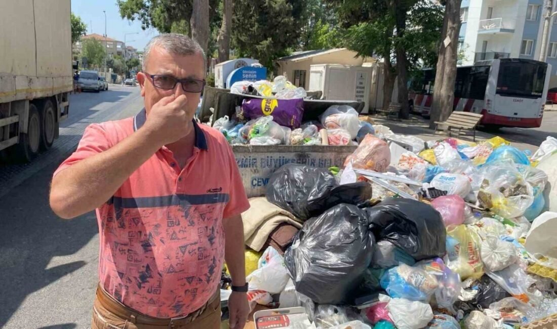 İzmir’de Buca Belediyesi işçilerinin grevi nedeniyle sokaklar çöp yığınlarıyla dolup
