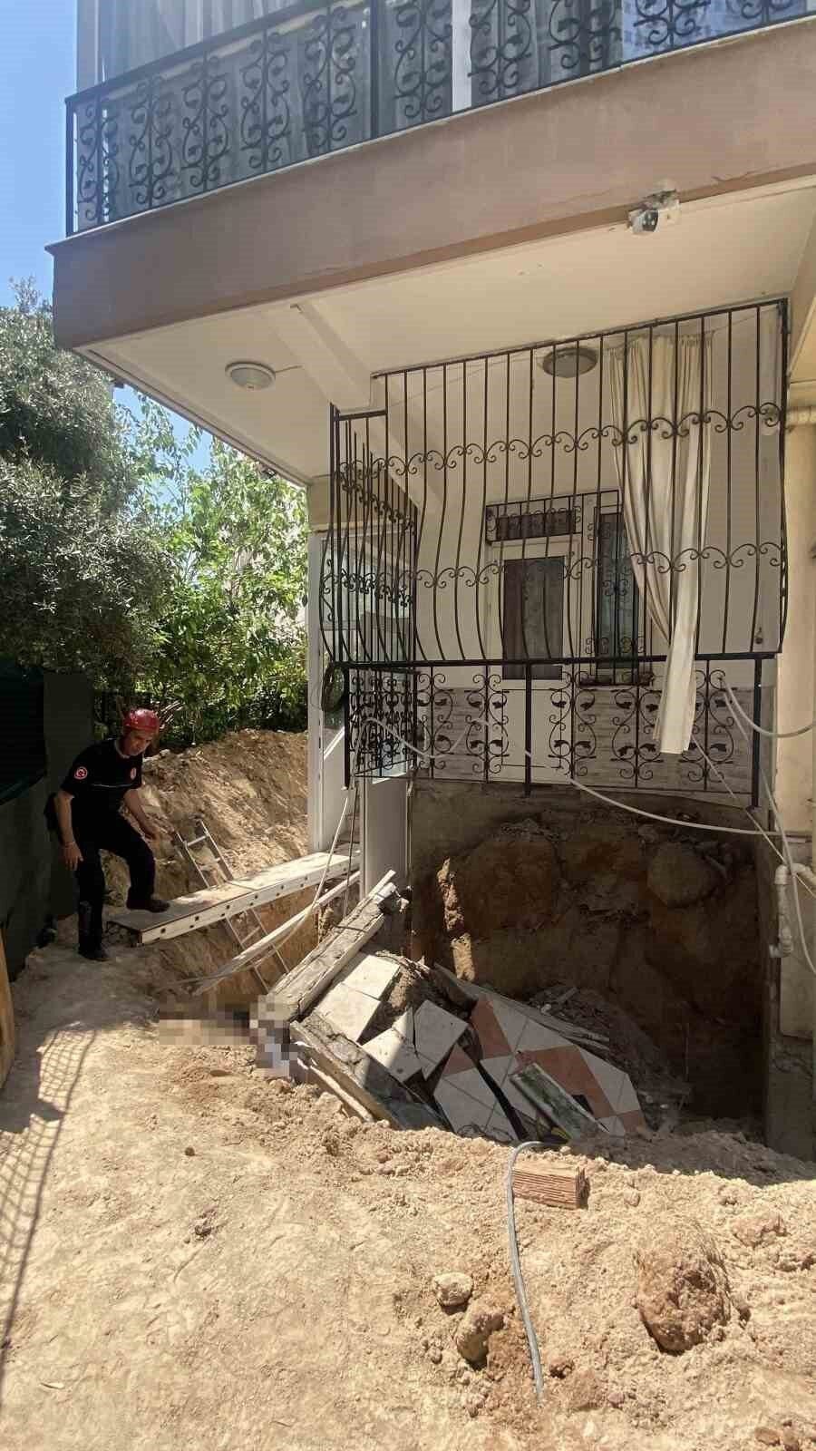 İzolasyon çalışması yapan işçinin üzerine balkon çöktü: 1 ölü
