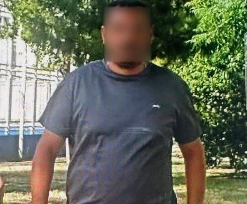 İzmir’in Bayraklı ilçesinde kadına şiddet ihbarına giden polis, karısını darp