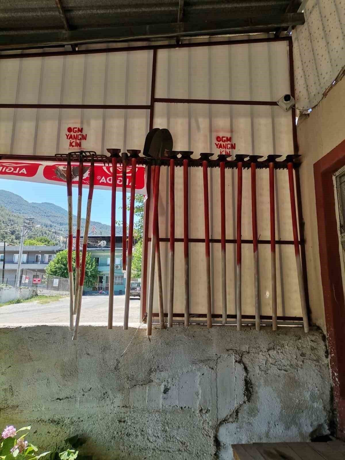 Kaymakam Gündoğdu’dan örnek muhtara teşekkür belgesi