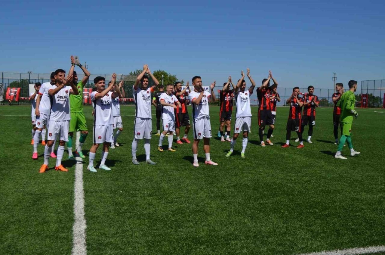 Kentin tek profesyonel takımına Denizli’de maç yapacak saha bulunamadı