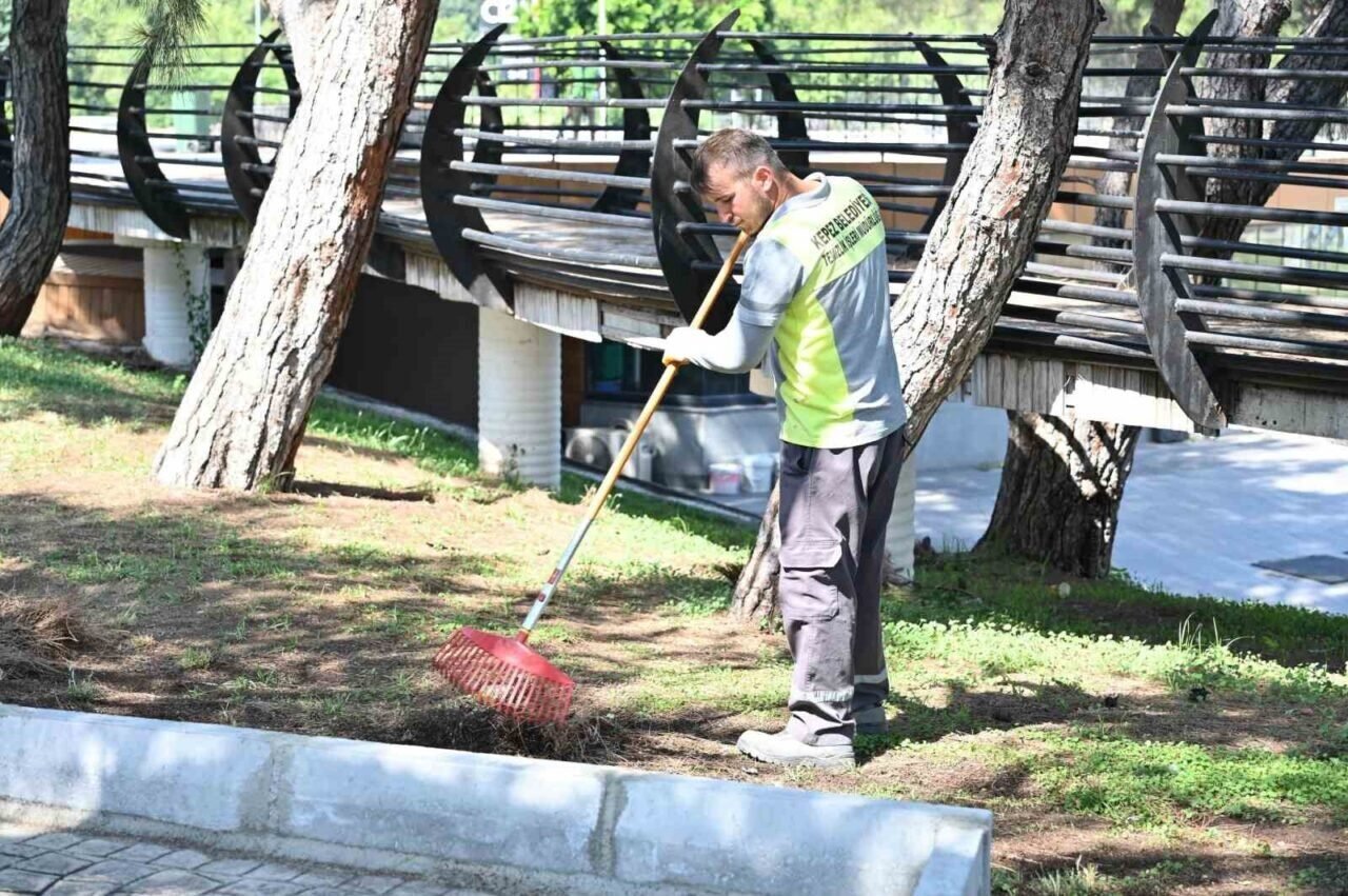 Kepez’de Tek Sarnıç Parkı’nda temizlik seferberliği