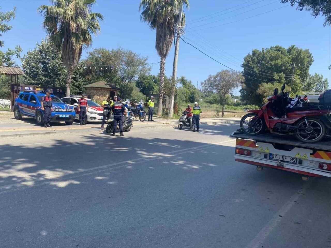 Kurallara uymayan motosiklet sürücülerine ceza yağdı