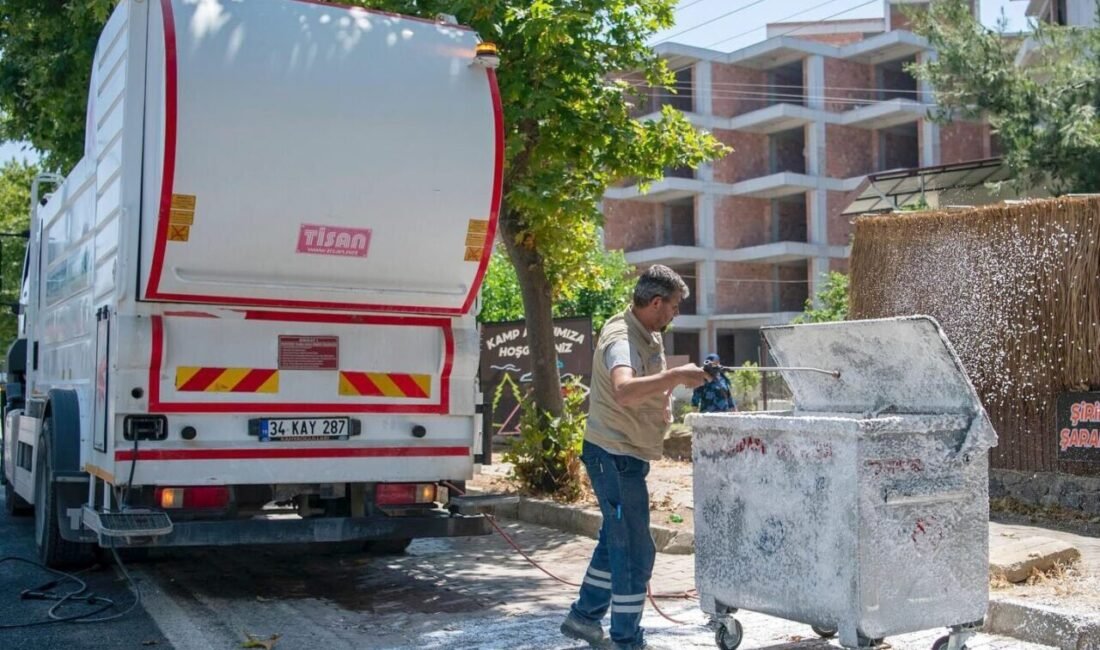 Kuşadası Belediyesi, mahallelerde sürdürdüğü temizlik, bakım ve onarım çalışmalarına hız