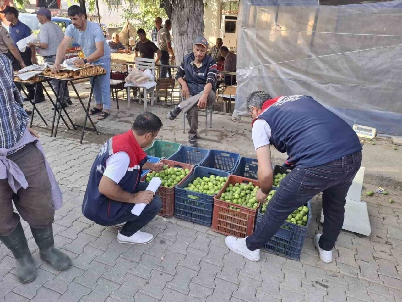 Kuyucak İlek Pazarı’nda denetim ve bilgilendirme