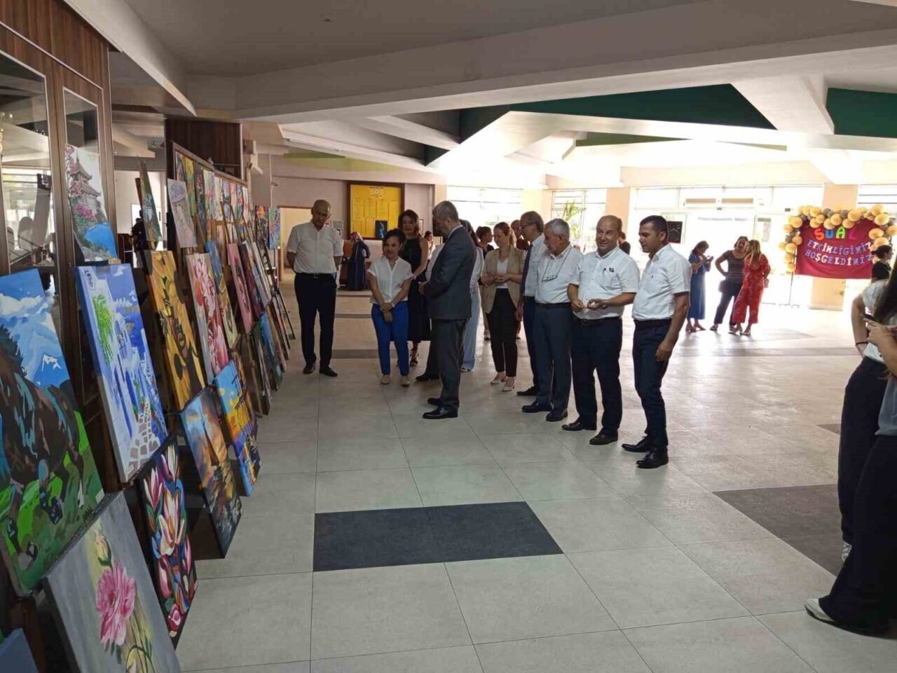 Liseli genç yeteneklerin eserleri göz doldurdu