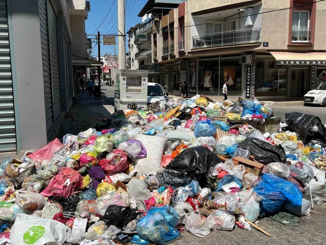 Maaş krizine çözüm bulamayan Başkan Duman, çareyi işçi çıkarmakta buldu