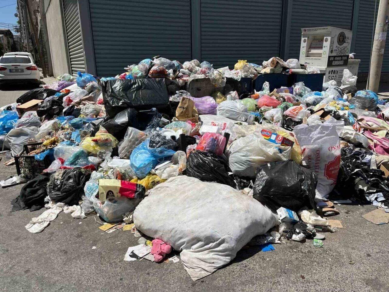Maaş krizine çözüm bulamayan Başkan Duman, çareyi işçi çıkarmakta buldu
