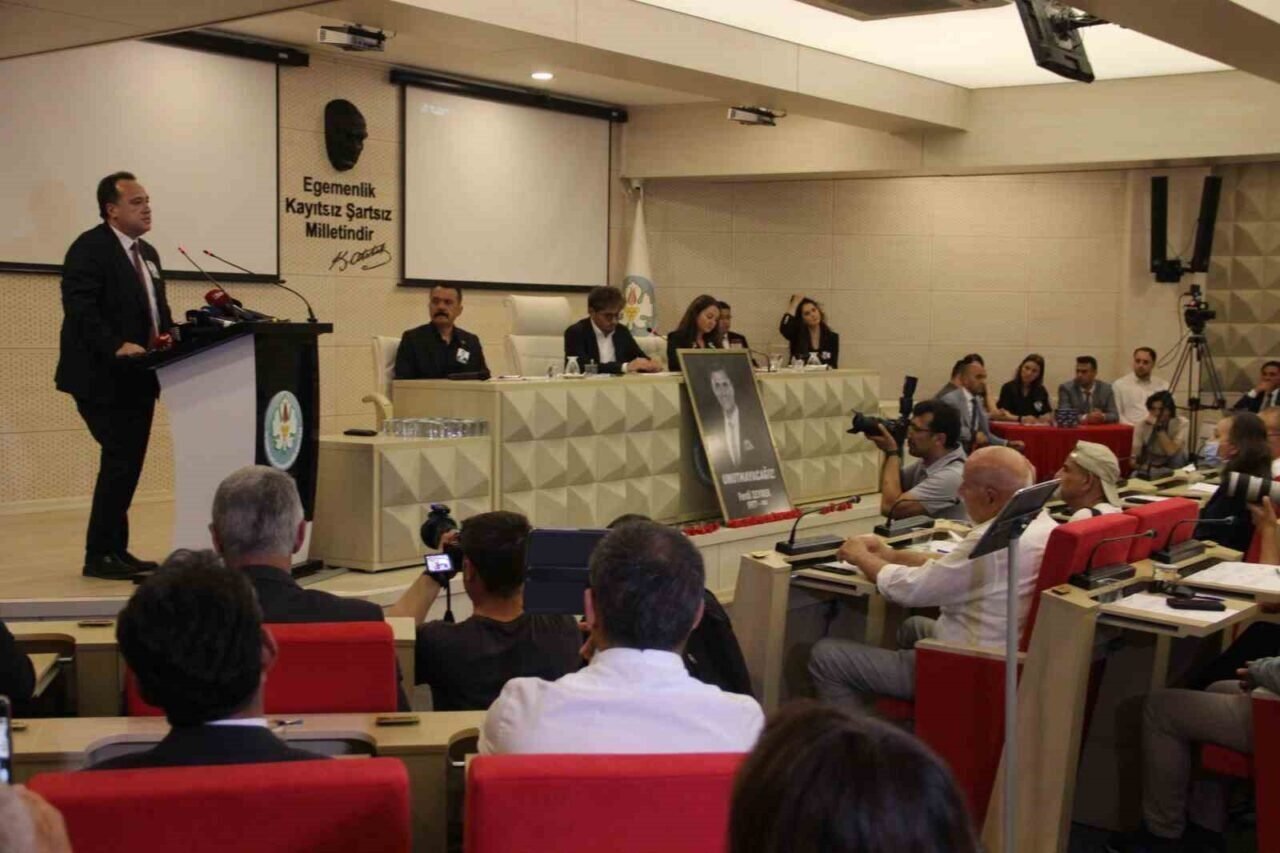 Manisa Büyükşehir Belediyesi’nin yeni Başkanı Besim Dutlulu oldu