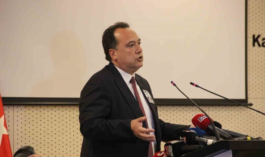 Manisa Büyükşehir Belediye Meclisi, geçtiğimiz günlerde hayatını kaybeden CHP’li Başkan