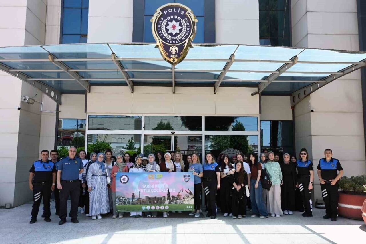 Manisa Emniyeti çocukları sosyalleştiren projelerine devam ediyor