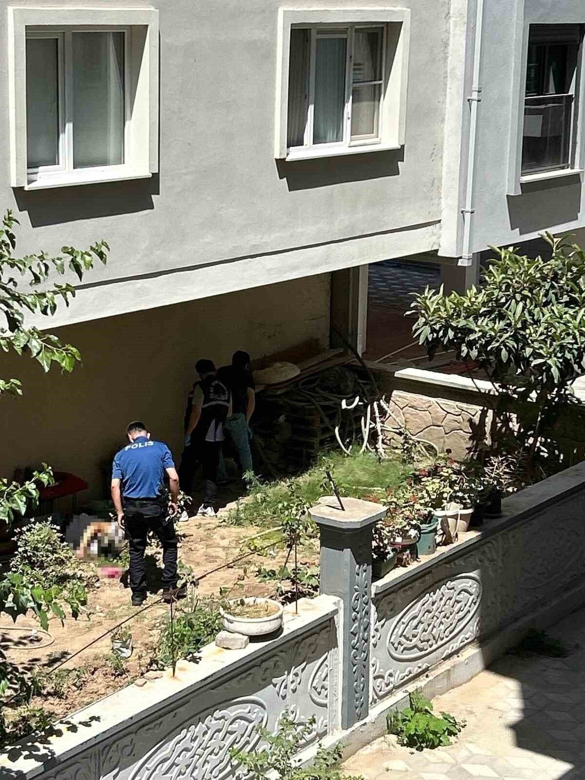 Manisa’da bunalıma giren bir kişi intihar etti Manisa’da bunalıma giren bir kişi intihar etti