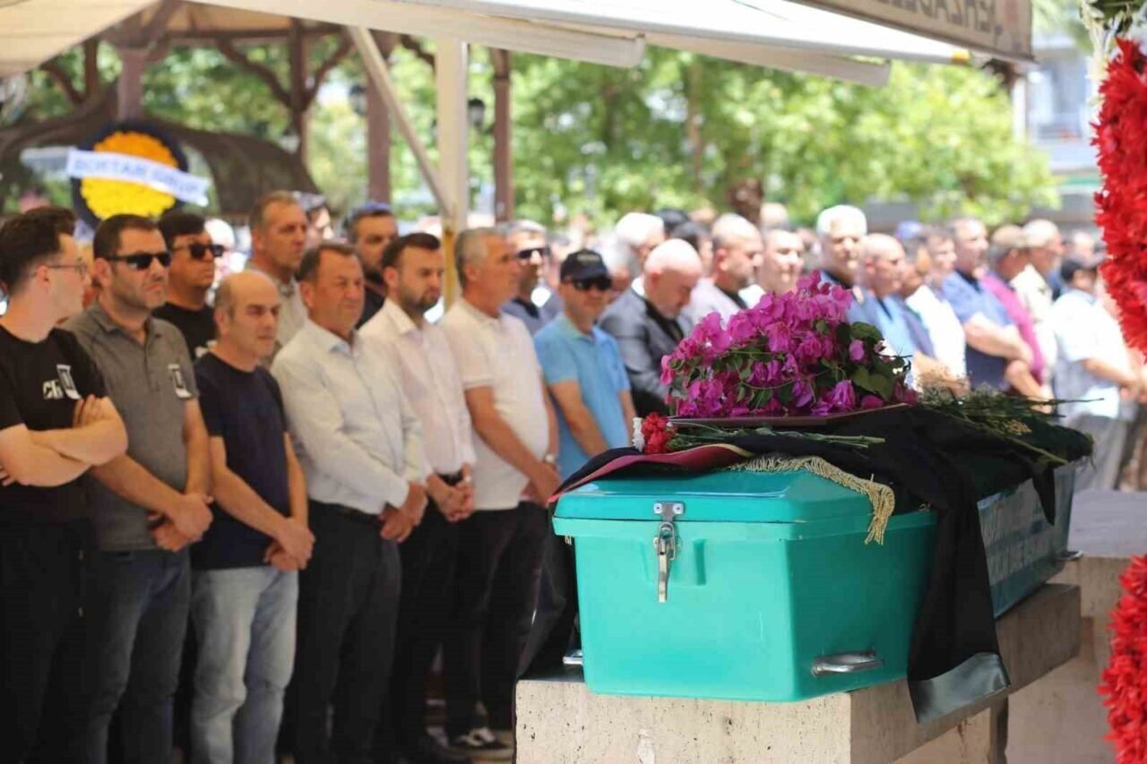 Manisa’da hukuk camiası yasta Manisa’da hukuk camiası yasta