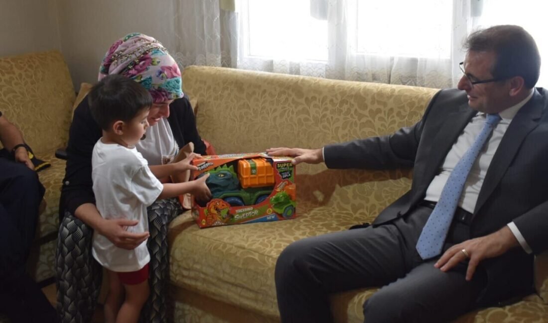 Manisa’nın Salihli ilçe Kaymakamı Ali Güldoğan, 2023 yılında İzmir’de orman