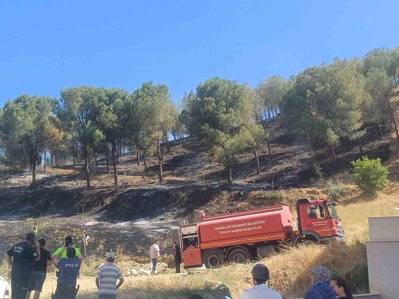 Manisa’daki yangın hızlı müdahale ile söndürüldü