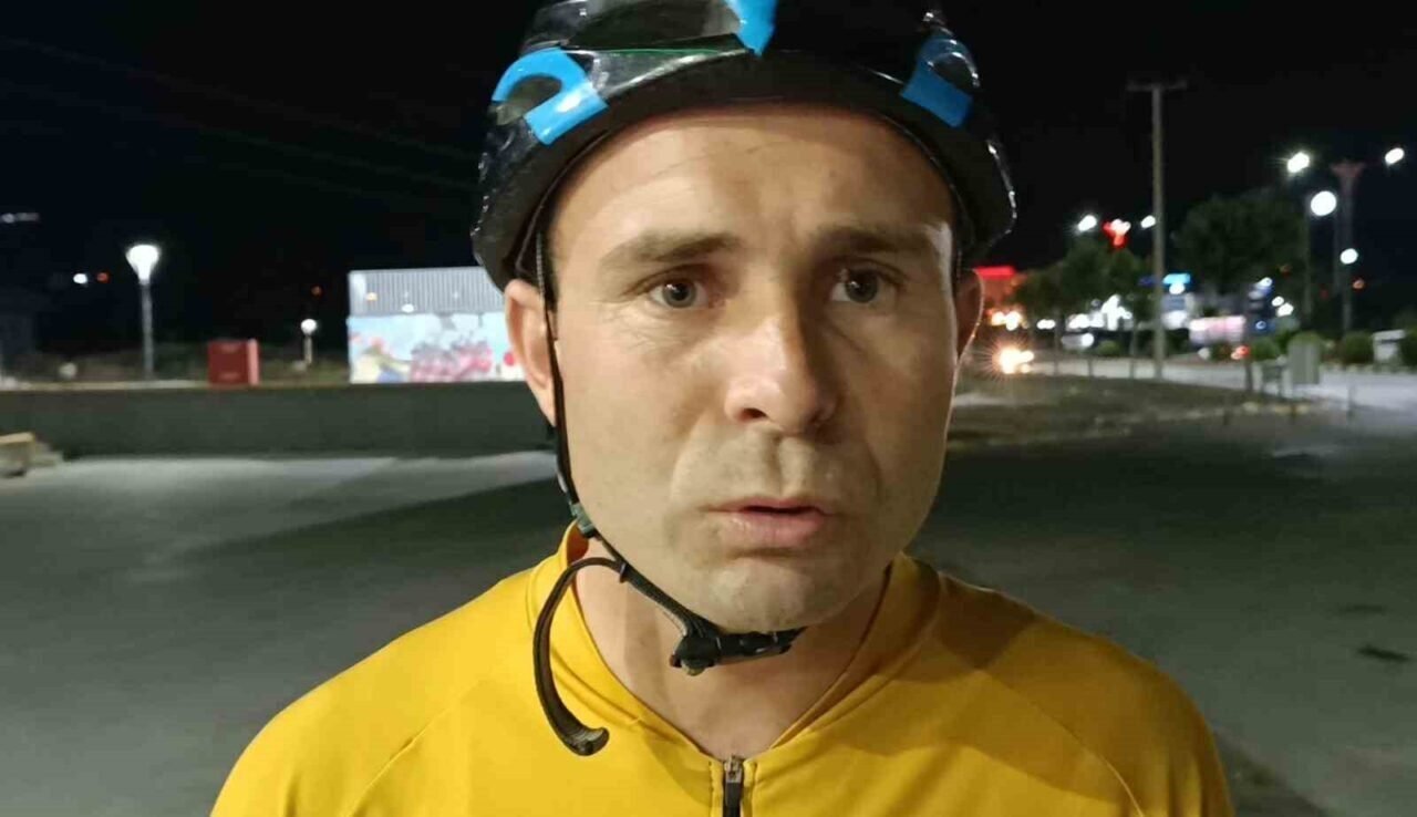 Manisalı Bisikletçi Ferdi Zeyrek için pedal çevirdi