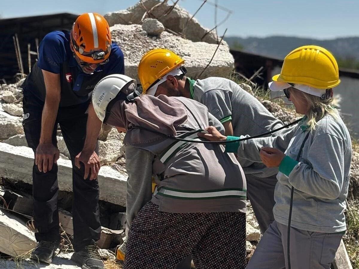 Merkezefendi Belediyesi Arama Kurtarma Ekibi afetlere karşı hazır