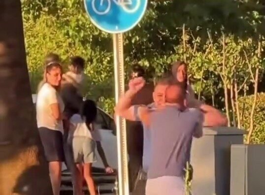 Denizli’nin Merkezefendi Belediyesinin CHP’li üyesi, eşiyle maddi hasarlı trafik kazasına