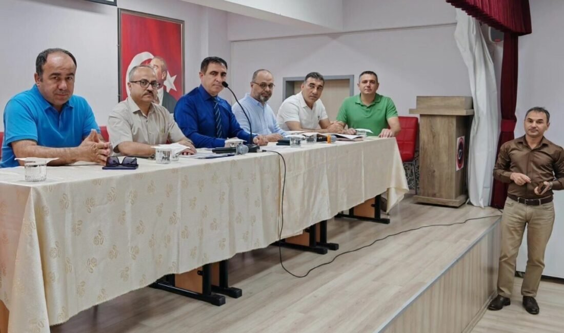 Aydın’ın Nazilli ilçesinde, 2024-2025 eğitim öğretim yılı hazırlıkları kapsamında değerlendirme