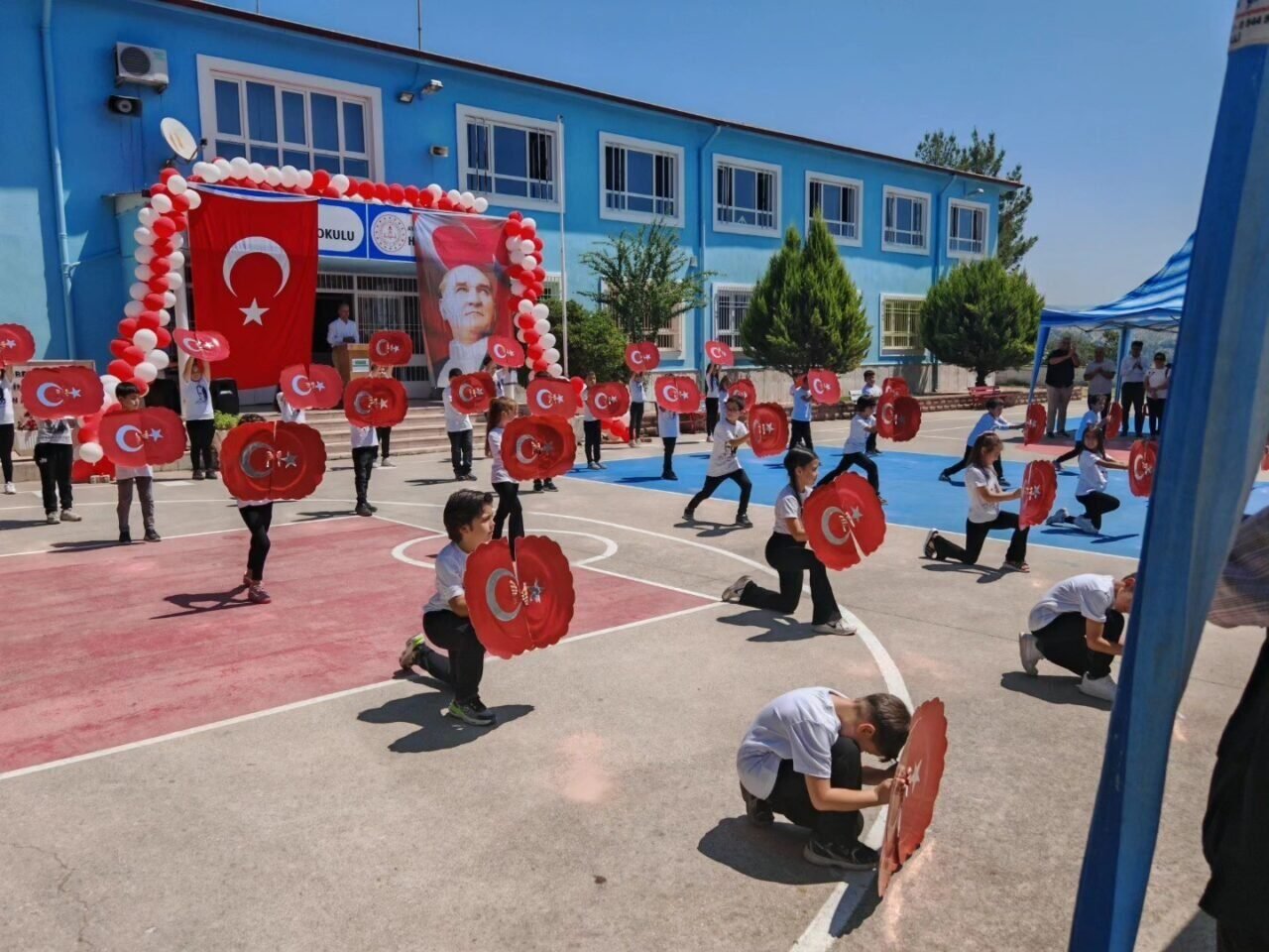Nazilli’de karne sevinci