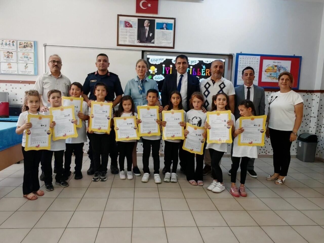 Nazilli’de karne sevinci