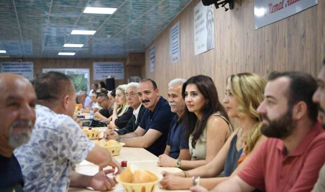 Konyaaltı Belediye Başkanı Cem Kotan, Muharrem ayı dolayısıyla Hacı Bektaş