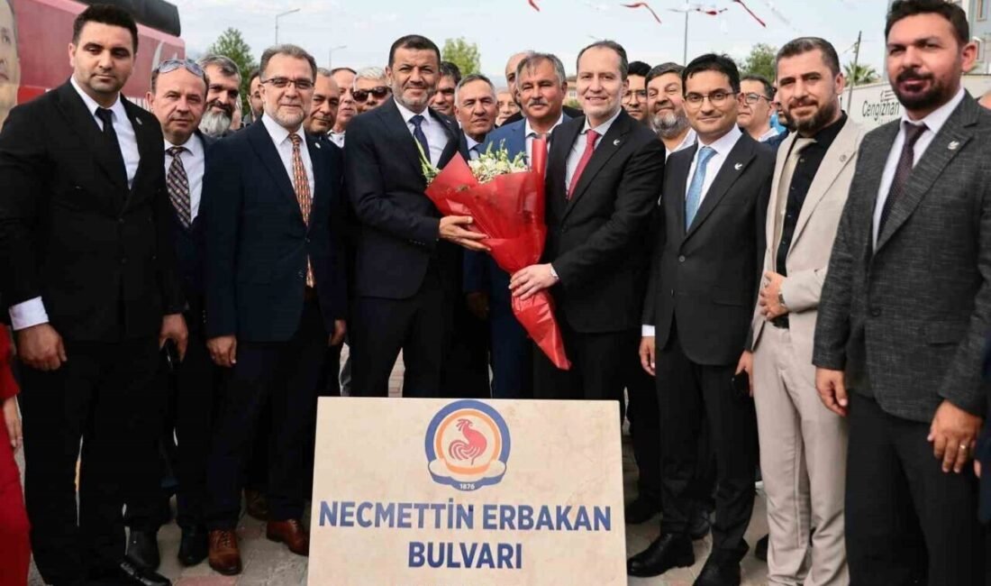 Yeniden Refah Partisi Genel Başkanı Fatih Erbakan, Denizli’de babası merhum
