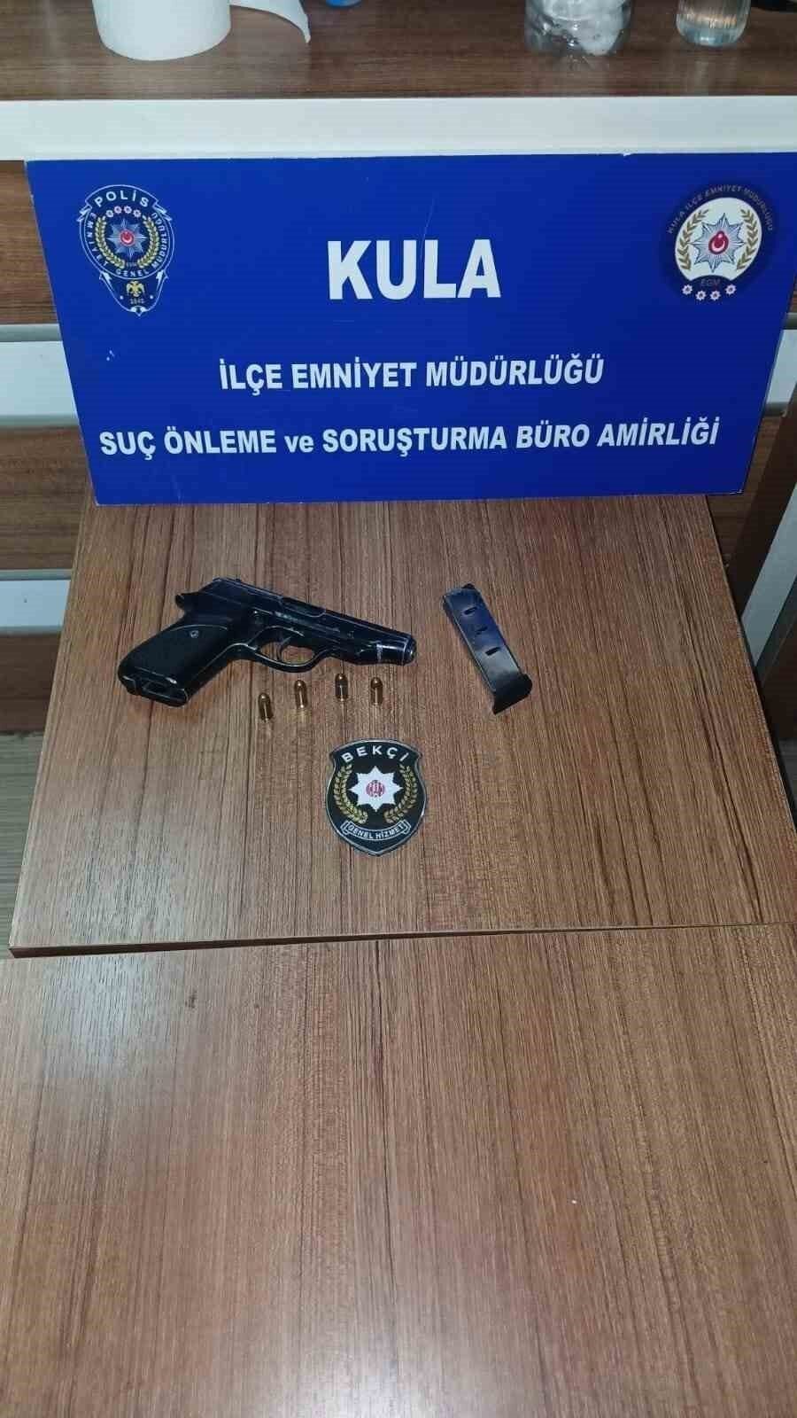 Ruhsatsız ses tabancasıyla yakalanan şahsa para cezası Ruhsatsız ses tabancasıyla yakalanan şahsa para cezası