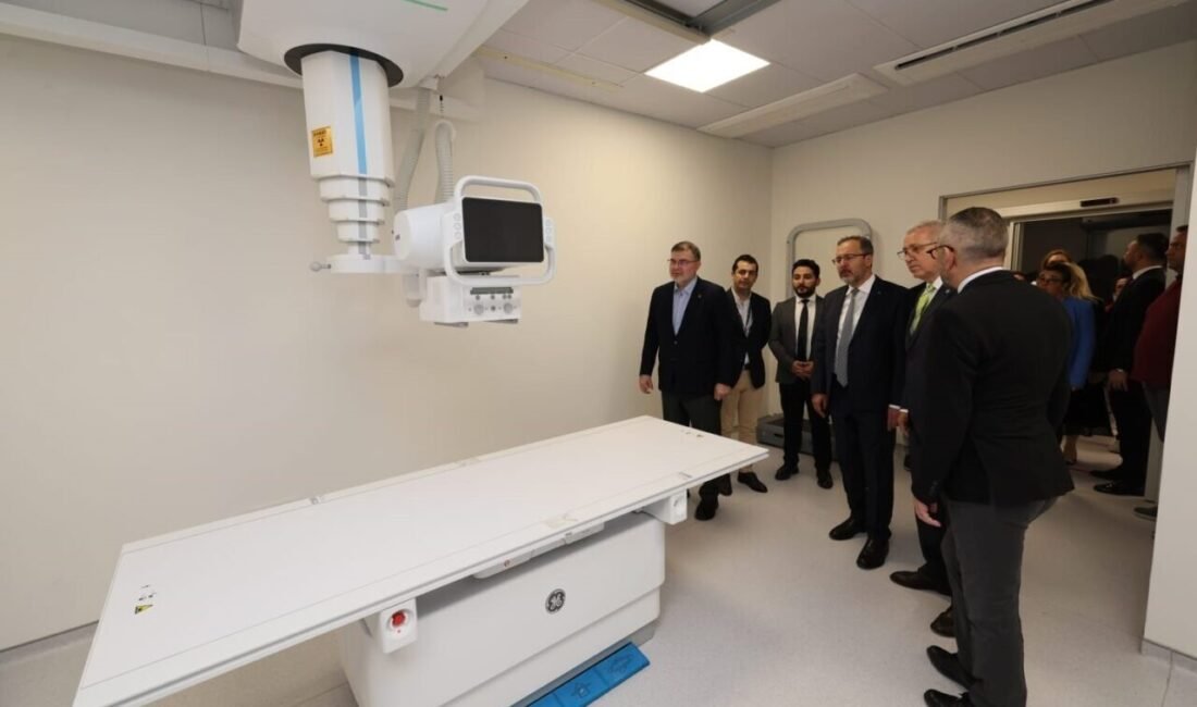 İzmir’de yapımı tamamlanan Ege Üniversitesi Tıp Fakültesi Sağlık Uygulama ve