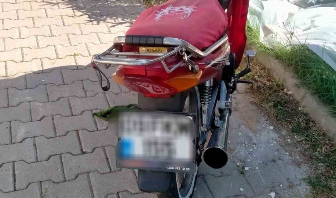 Aydın’ın Nazilli ilçesinde sahte plakalı takılı motosiklet sürücüsüne 74 bin